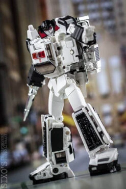 Takara MP-42 Masterpiece Cordon Diaclone Sunstreaker -Cheap Toy Store 43a30785cb