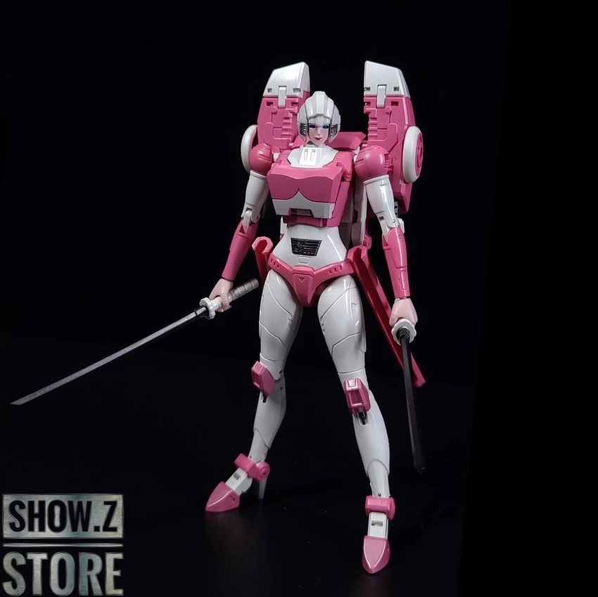 Zeta Toys EX-05B Arc Arcee Cartoon Color Version 4 Zeta Toys EX-05B Arc Arcee Cartoon Color Version - Image 2