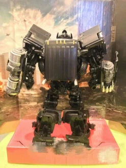 Takara Studio Series SS14 SS-14 Voyager Class Ironhide -Cheap Toy Store 746a2c1d68