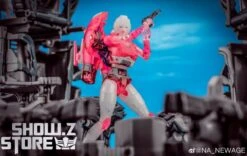 NewAge H48T Maschinenmensch Arcee Clear Version -Cheap Toy Store 7574c9f279