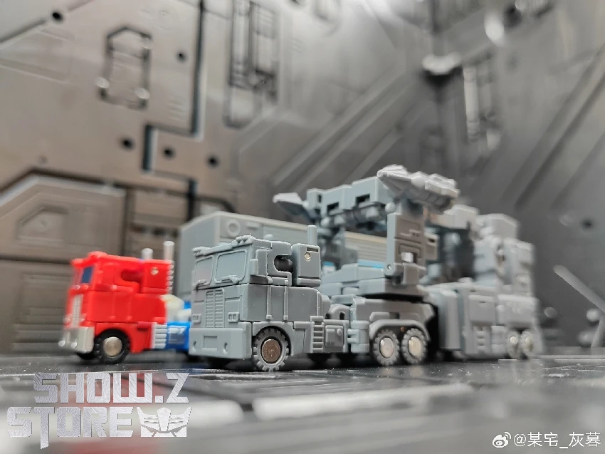 Dr.Wu DW-E23 Tactical Commander Ultra Magnus 8 Dr.Wu DW-E23 Tactical Commander Ultra Magnus - Image 6