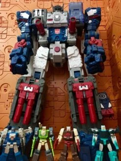 Unique Toys YM04 Palm Collection No Minds & Unhappy Highbrow Apeface -Cheap Toy Store 9292aaf14a 1