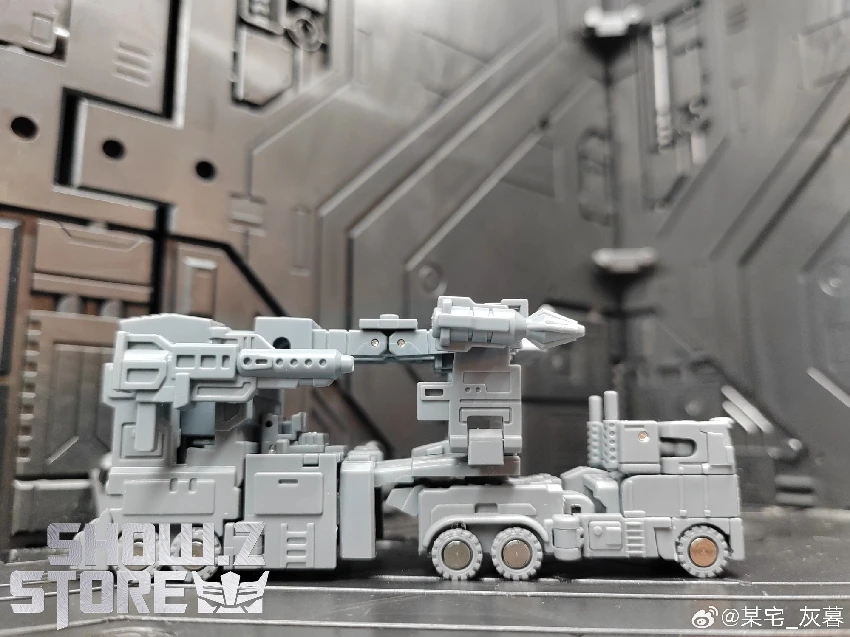 Dr.Wu DW-E23 Tactical Commander Ultra Magnus 12 Dr.Wu DW-E23 Tactical Commander Ultra Magnus - Image 10